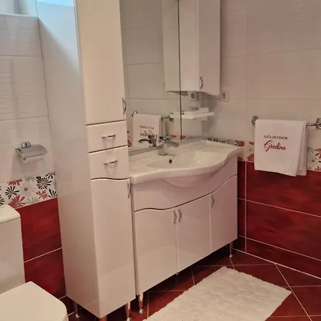 Holiday Home Gredina *